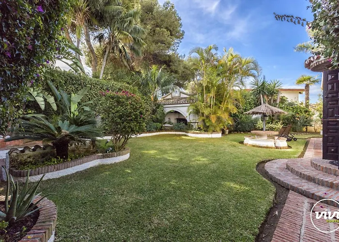Vivi Homes - Bella - Private Pool - Garden Vila